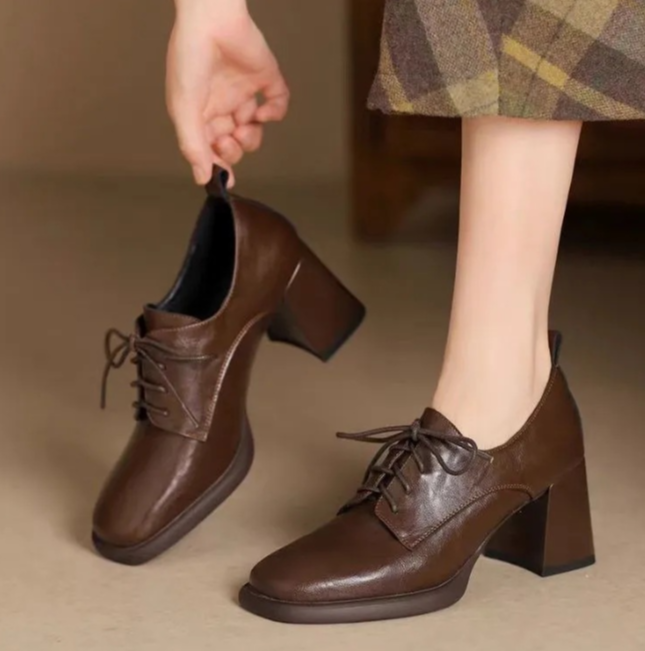 Margot | Classic Pumps