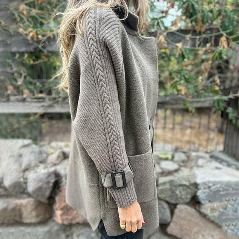 isola | Knit Sleeve Double-Breasted Coat